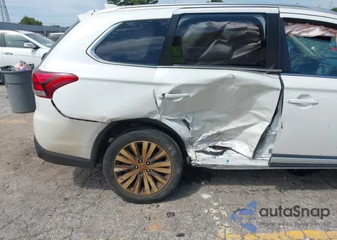 2020 Mitsubishi Outlander Le 2.4/Se 2.4/Sel 2.4/Sp 2.4 z USA, uszkodzony, nr VIN JA4AD3A33LZ031515